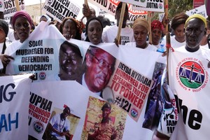 Gambie: rassemblement de victimes du régime Jammeh pour demander justice