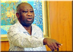 Gbagbo rejette la demande de Paris de reconnaître la victoire de Ouattara