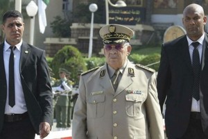 Algérie : le général Gaïd Salah veut des élections « le plus tôt possible »