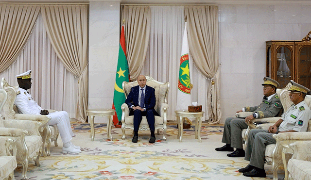 Le Président de la République reçoit le Chef d’état-major général des armées du Sénégal
