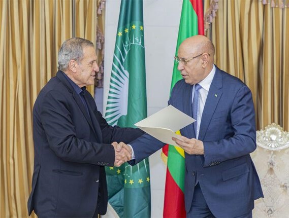 Le Président de la République, Président de l’UA, reçoit un message écrit du Président de l’Autorité Palestinienne