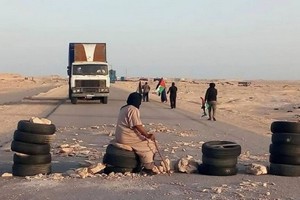 Frontière Maroc-Mauritanie bloquée : des transporteurs sénégalais souffrent depuis 20 jours dans le désert
