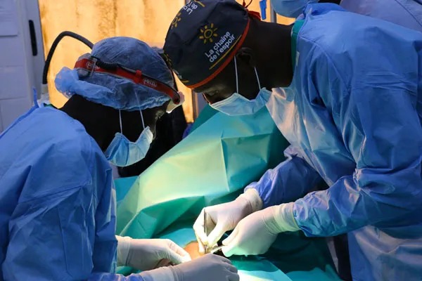 Le Sénégal réussit sa première greffe de moelle osseuse