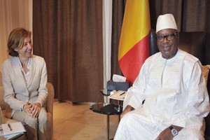 Mali: la ministre française des Armées auprès des soldats de Barkhane