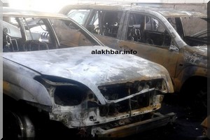5 voitures 4X4 incendiées dans un garage au Ksar (Photo) 