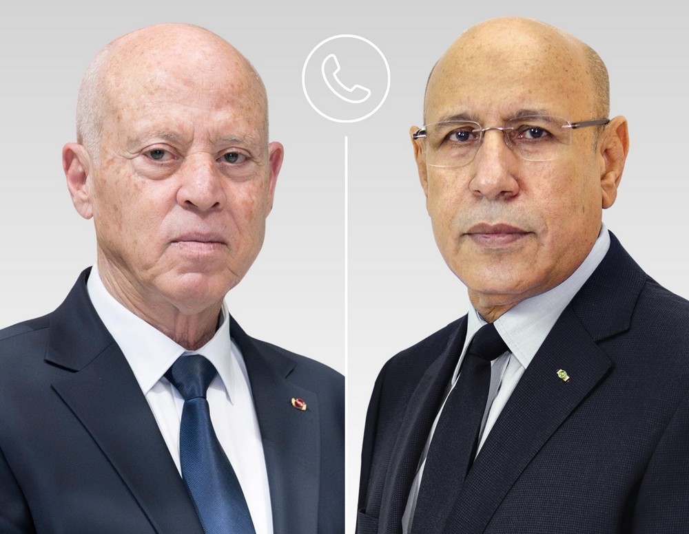 Le Président de la République reçoit un appel téléphonique de son homologue tunisien