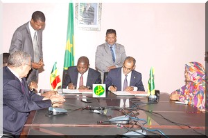 Signature d'un protocole d'application de l'accord de pêche entre la Mauritanie et le Sénégal 