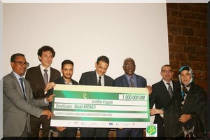 Remise des prix aux lauréats de la compétition nationale pour la créativité