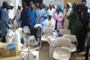 Le poste de santé de M’Botto reçoit un important lot de matériel médical de la Mairie d’UTEBO  [PhotoReportage] 
