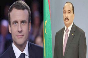 Le Président de la République reçoit un appel téléphonique de son homologue français