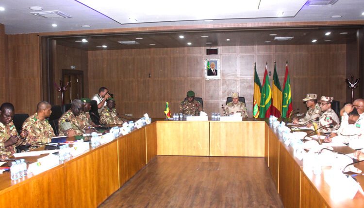 Le chef d’état-major général des armées tient une séance de travail avec son homologue malien