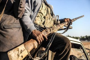 Mali : des hommes armés non identifiés enlèvent deux mauritaniens et trois chinois