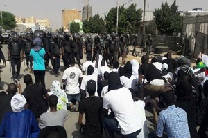 Mauritanie-La marche pacifique des jeunes réprimée par la police (photos et liste des arrêtés)