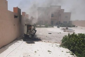 R’Kiz : des manifestants ont incendié des locaux de l’administration et ont pillé les domiciles d’élus  