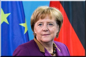 Au Mali, Merkel insiste sur la combinaison entre soutien militaire et aide au développement