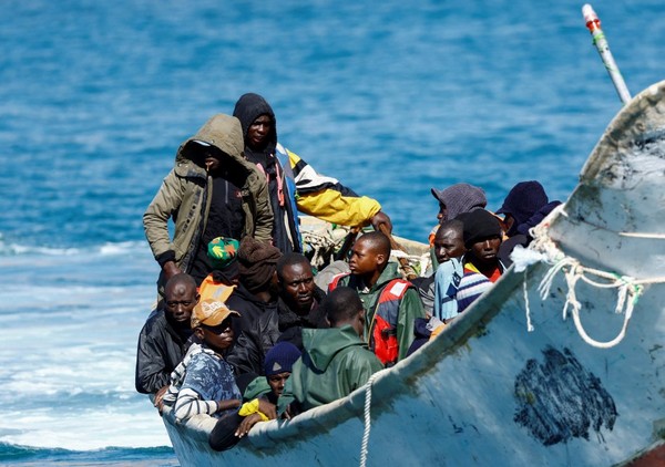 Mauritanie : 132 migrants secourus au large des côtes après avoir erré six jours en mer