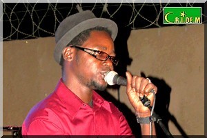 Mister X taille les mots dans les maux