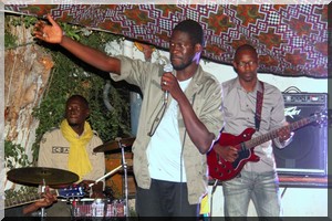Concert à l’Alliance Française de Nouakchott : Le show de Monza [PhotoReportage]