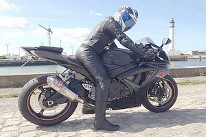 Deux motards sèment la panique à EL MINA