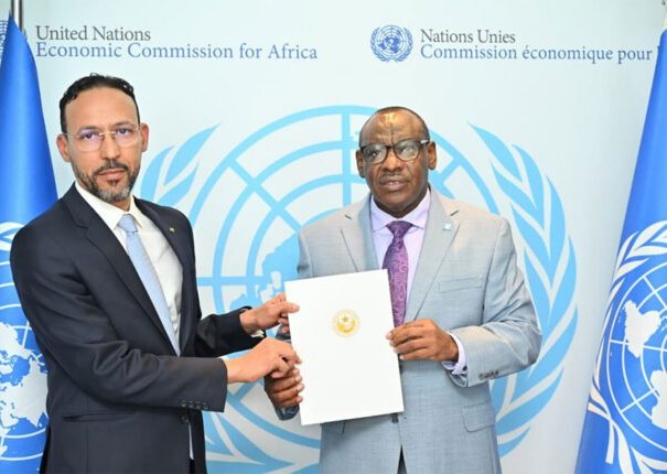 L’ambassadeur de Mauritanie en Éthiopie présente ses lettres de créance au secrétaire exécutif de la Commission économique des Nations Unies pour l’Afrique