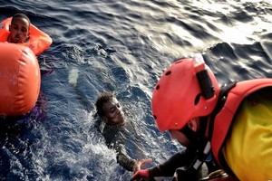 Les migrants naufragés : témoignage de l’unique rescapé