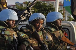Faut-il déployer des casques bleus en Libye ?