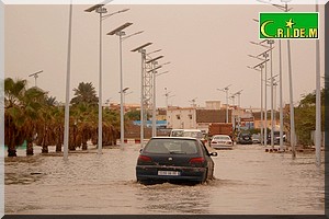 Nouakchott : L’eau envahit des établissements étatiques et des marchés
