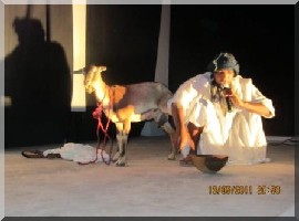Nuits du rire à Nouakchott : Le théâtre attire du monde. 