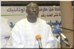 Omar Mokhtar élu président du réseau des journalistes pour les droits de l’Homme 