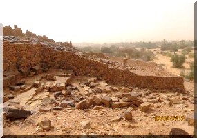 Ouadane: Les USA financent la restauration du mur de l’enceinte de l’ancienne ville.