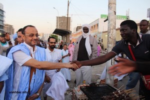 Ould Boubacar mobilise au marché central de la capitale pour la marche de l’opposition de jeudi …Vidéo