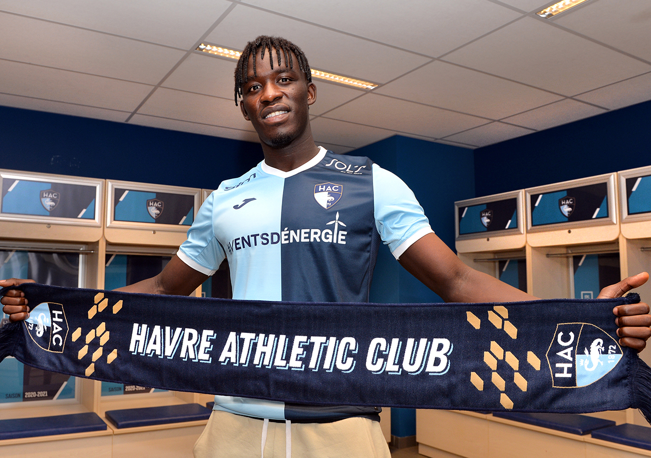 Ligue 2. Mercato : l’US Concarneau officialise la venue de l’attaquant mauritanien Pape Ibnou Ba