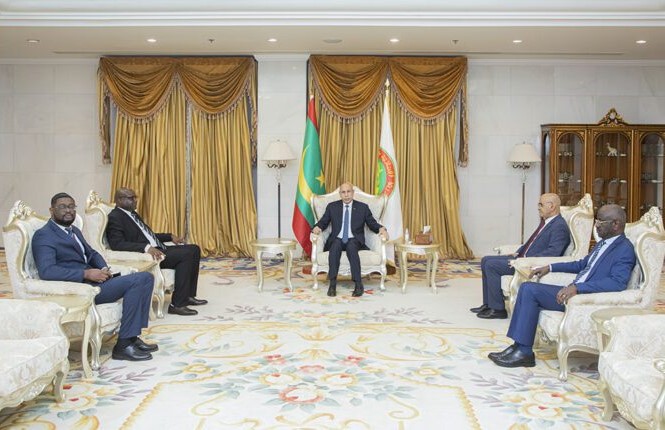 Le Président de la République reçoit le secrétaire d’État aux Communautés de Guinée-Bissau