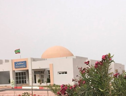 Le personnel de l’hôpital de Nouadhibou réclame le paiement d’arriérés de primes et menace de manifester