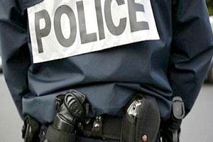 Mort d’un policier dans un accident de la route