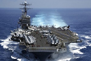 Le porte-avions américain et sa flotte arriveront dans quelques jours en mer du Japon
