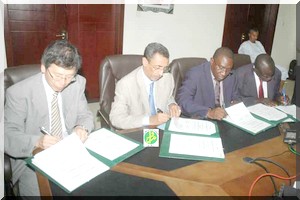  Signature d'un procès-verbal d'entente entre la Mauritanie et le Japon relatif au projet d'aménagement et d'urbanisation de Nouakchott 