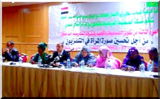 Formation de femmes journalistes de télévisions publique et privées.