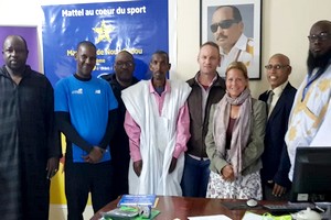 L'Ambassadeur de la RFA au bureau du marathon