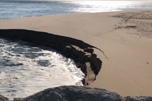 La Mauritanie suspend l’exploitation du sable noir du littoral