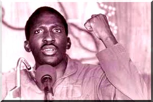 Burkina: des ossements exhumés de la tombe supposée de Sankara