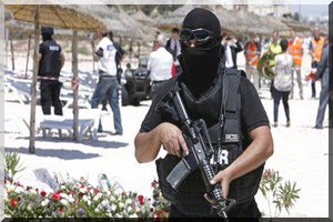 Tunisie: l’état d’urgence prolongé au nom de la «guerre contre le terrorisme»