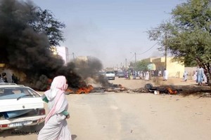 Tiguint : les habitants protestent et coupent la route principale Nouachott-Rosso