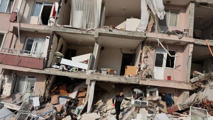 Les étudiants mauritaniens en Turquie sains mais dans la rue après le tremblement de terre dans ce pays 