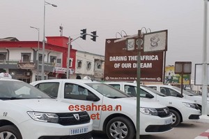 L’aéroport International Oumtounsy interdit aux anciens taxis (photos)