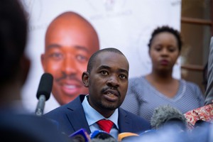 Présidentielle au Zimbabwe: l'opposant Chamisa rejette la 