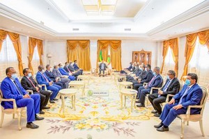 Le Président de la République reçoit les walis des quinze wilayas du pays