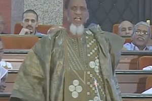 Vidéo. Le député Yéro Sidy Ba : le président Mohamed Ould Abdel Aziz
