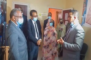 Le président de l’Autorité de la zone franche de Nouadhibou visite l’inspection régionale des domaines