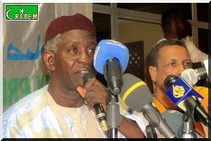 Sarr Ibrahim Mokhtar félicite Mohamed Ould Abdel Aziz